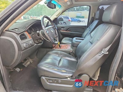 Zdjęcie 7 z 12 samochodu: 2007 CHEVROLET TAHOE K1500 VIN:1GNFK13037J396152 - miniatura