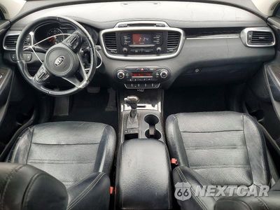 Zdjęcie 8 z 14 samochodu: 2016 KIA SORENTO EX VIN:5XYPHDA51GG158781 - miniatura