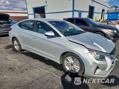 Czwarte zdjęcie samochodu z boku: 2020 HYUNDAI ELANTRA SEL VIN:5NPD84LF8LH507849 - miniatura