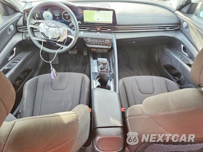 Zdjęcie 8 z 13 samochodu: 2024 HYUNDAI ELANTRA SEL VIN:KMHLS4DG2RU829112 - miniatura
