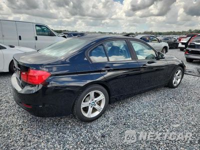 Trzecie zdjęcie samochodu z tyłu: 2013 BMW 328 I VIN:WBA3A5G57DNP26419 - miniatura