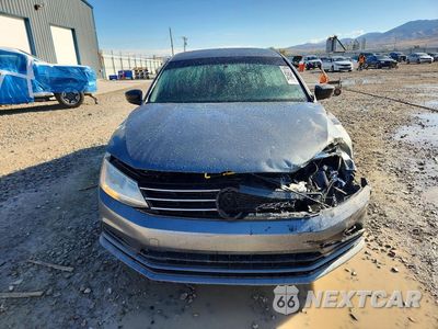 Piąte zdjęcie samochodu w środku: 2016 VOLKSWAGEN JETTA SE VIN:3VWD67AJ5GM406117 - miniatura