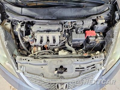 Zdjęcie 11 z 13 samochodu: 2013 HONDA FIT VIN:JHMGE8H38DC034400 - miniatura