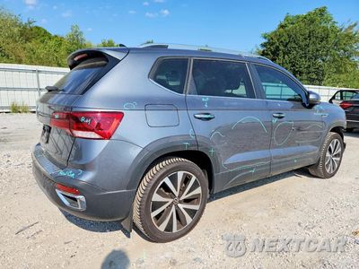 Trzecie zdjęcie samochodu z tyłu: 2024 VOLKSWAGEN TAOS SE VIN:3VVSX7B20RM053269 - miniatura