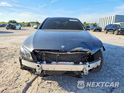 Piąte zdjęcie samochodu w środku: 2017 MERCEDES-BENZ E 300 VIN:WDDZF4JB0HA030544 - miniatura