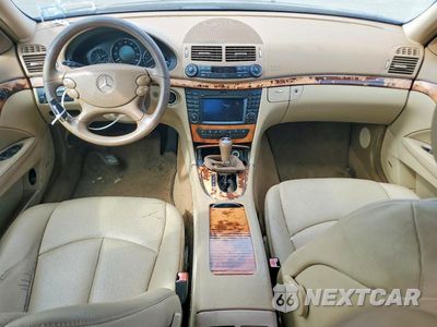 Zdjęcie 8 z 12 samochodu: 2009 MERCEDES-BENZ E 350 4MATIC VIN:WDBUF87X49B368702 - miniatura