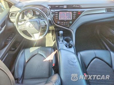 Zdjęcie 8 z 13 samochodu: 2020 TOYOTA CAMRY SE NIGHTSHADE VIN:4T1G11AK7LU312357 - miniatura