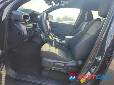 Zdjęcie 7 z 13 samochodu: 2026 TOYOTA 4RUNNER SR5 VIN:JTEVA5BR6T5127396 - miniatura