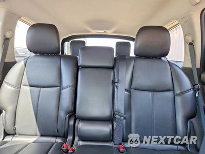 Zdjęcie 10 z 13 samochodu: 2017 NISSAN PATHFINDER SL VIN:5N1DR2MM5HC603029 - miniatura