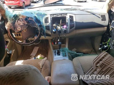 Zdjęcie 8 z 12 samochodu: 2011 TOYOTA TACOMA DOUBLE CAB PRERUNNER VIN:3TMJU4GNXBM114279 - miniatura