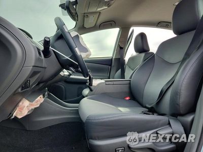 Zdjęcie 7 z 12 samochodu: 2014 TOYOTA PRIUS V FIVE VIN:JTDZN3EU5EJ005475 - miniatura