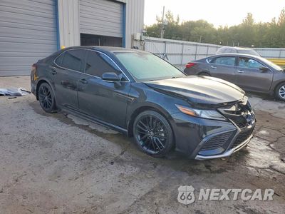 Czwarte zdjęcie samochodu z boku: 2022 TOYOTA CAMRY XSE VIN:4T1K61AK6NU076038 - miniatura