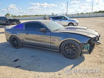 Czwarte zdjęcie samochodu z boku: 2013 FORD MUSTANG GT VIN:1ZVBP8CF1D5257421 - miniatura