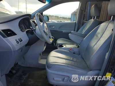 Zdjęcie 7 z 13 samochodu: 2012 TOYOTA SIENNA XLE 8-PASSENGER VIN:5TDYK3DC6CS244479 - miniatura