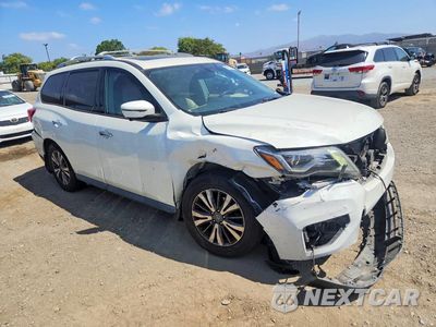 Czwarte zdjęcie samochodu z boku: 2017 NISSAN PATHFINDER SL VIN:5N1DR2MN6HC643029 - miniatura