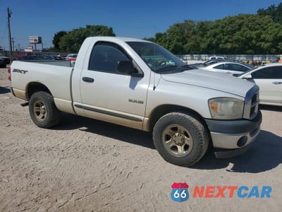 Czwarte zdjęcie samochodu z boku: 2008 DODGE RAM 1500 SLT VIN:1D7HA16NX8J147253 - miniatura