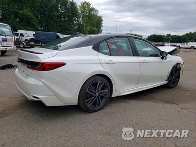 Trzecie zdjęcie samochodu z tyłu: 2025 TOYOTA CAMRY XSE VIN:4T1DBADK7SU024705 - miniatura