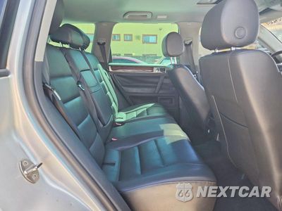 Zdjęcie 10 z 12 samochodu: 2010 VOLKSWAGEN TOUAREG V6 VIN:WVGBF7A96AD003553 - miniatura