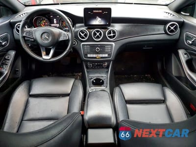 Zdjęcie 8 z 12 samochodu: 2018 MERCEDES-BENZ CLA 250 4MATIC VIN:WDDSJ4GB9JN634888 - miniatura
