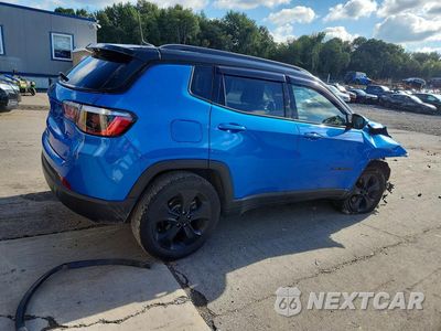 Trzecie zdjęcie samochodu z tyłu: 2021 JEEP COMPASS LATITUDE VIN:3C4NJDBB2MT561947 - miniatura