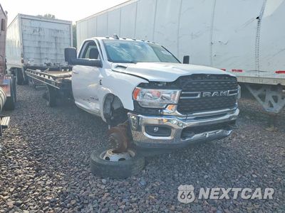 Czwarte zdjęcie samochodu z boku: 2022 RAM 5500 VIN:3C7WRMDL2NG380492 - miniatura