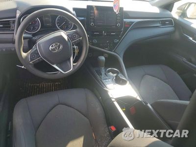 Zdjęcie 8 z 12 samochodu: 2022 TOYOTA CAMRY LE VIN:4T1C11AK5NU498689 - miniatura