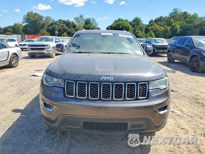 Piąte zdjęcie samochodu w środku: 2017 JEEP GRAND CHEROKEE LAREDO VIN:1C4RJEAG2HC626544 - miniatura