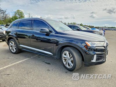 Czwarte zdjęcie samochodu z boku: 2020 AUDI Q7 PREMIUM PLUS VIN:WA1LXAF74LD002926 - miniatura