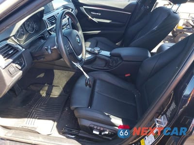 Zdjęcie 7 z 12 samochodu: 2017 BMW 330 XI VIN:WBA8D9G32HNU64740 - miniatura