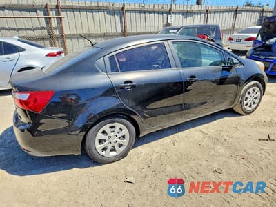 Trzecie zdjęcie samochodu z tyłu: 2015 KIA RIO LX VIN:KNADM4A33F6466918 - miniatura