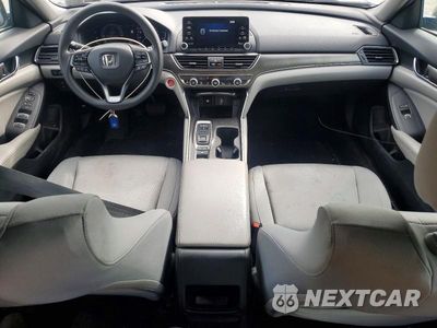 Zdjęcie 8 z 12 samochodu: 2018 HONDA ACCORD HYBRID VIN:1HGCV3F11JA006631 - miniatura