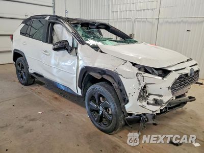 Czwarte zdjęcie samochodu z boku: 2020 TOYOTA RAV4 XSE VIN:2T3EWRFVXLW081035 - miniatura