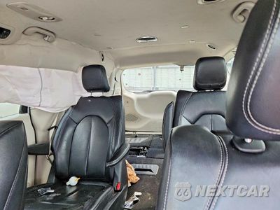 Zdjęcie 10 z 13 samochodu: 2022 CHRYSLER PACIFICA HYBRID TOURING L VIN:2C4RC1L7XNR120981 - miniatura