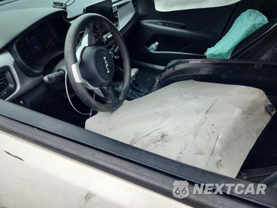 Zdjęcie 7 z 12 samochodu: 2022 KIA RIO LX VIN:3KPA24AD9NE510546 - miniatura