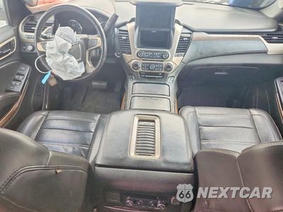 Zdjęcie 8 z 13 samochodu: 2018 GMC YUKON XL DENALI VIN:1GKS2HKJ9JR271101 - miniatura