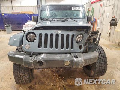 Piąte zdjęcie samochodu w środku: 2014 JEEP WRANGLER UNLIMITED SAHARA VIN:1C4BJWEG8EL224251 - miniatura