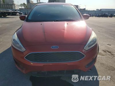 Piąte zdjęcie samochodu w środku: 2018 FORD FOCUS SE VIN:1FADP3F27JL324723 - miniatura