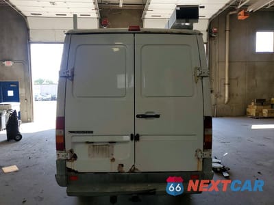 Zdjęcie 6 z 13 samochodu: 2005 DODGE SPRINTER 2500 VIN:WD0PD644655782258 - miniatura