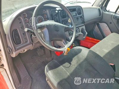 Zdjęcie 8 z 12 samochodu: 2017 FREIGHTLINER BUSINESS CLASS M2 BOX TRUCK VIN:3ALACWDT8HDJG7583 - miniatura