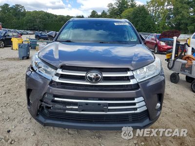 Piąte zdjęcie samochodu w środku: 2019 TOYOTA HIGHLANDER XLE VIN:5TDJZRFH4KS588996 - miniatura