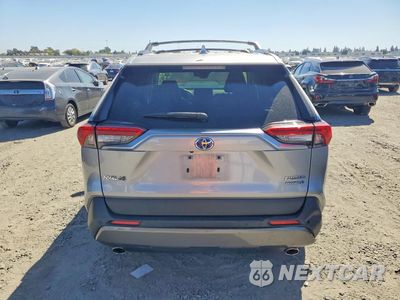 Zdjęcie 6 z 13 samochodu: 2019 TOYOTA RAV4 LIMITED VIN:JTMDWRFV8KD004137 - miniatura