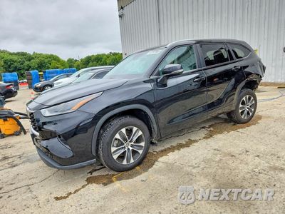 2023 TOYOTA HIGHLANDER XLE 5TDKDRBH2PS041581 - główne zdjęcie licytacji z USA - miniatura