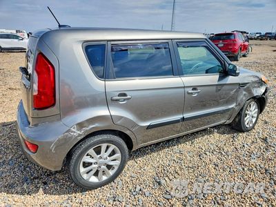 Trzecie zdjęcie samochodu z tyłu: 2012 KIA SOUL + VIN:KNDJT2A68C7402841 - miniatura