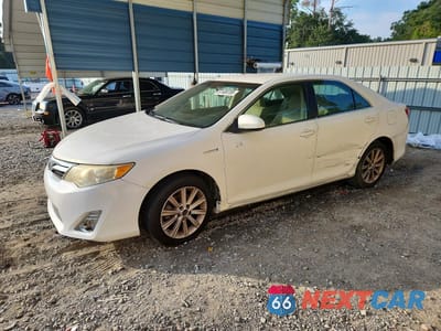 2014 TOYOTA CAMRY HYBRID XLE 4T1BD1FK5EU118777 - główne zdjęcie licytacji z USA - miniatura