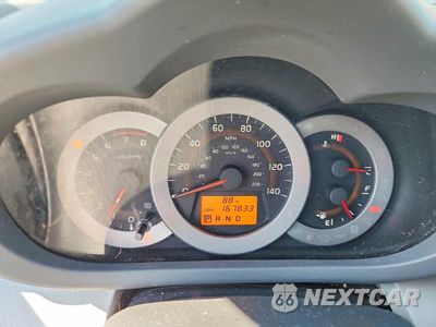 Zdjęcie 9 z 14 samochodu: 2010 TOYOTA RAV4 BASE VIN:2T3BF4DV8AW058620 - miniatura
