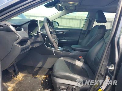 Zdjęcie 7 z 13 samochodu: 2024 TOYOTA RAV4 XLE PREMIUM VIN:JTMB6RFV9RD125308 - miniatura