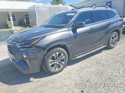 2022 TOYOTA HIGHLANDER XLE 5TDGZRAH1NS122951 - główne zdjęcie licytacji z USA - miniatura