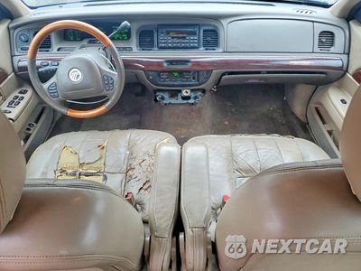 Zdjęcie 8 z 12 samochodu: 2003 MERCURY GRAND MARQUIS LS VIN:2MEFM75W43X621945 - miniatura