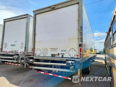 Trzecie zdjęcie samochodu z tyłu: 2020 PETERBILT 348 BOX TRUCK VIN:2NP3KM8X0LM668655 - miniatura