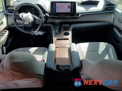 Zdjęcie 8 z 13 samochodu: 2024 TOYOTA SIENNA LE VIN:5TDKRKECXRS191336 - miniatura